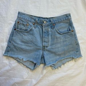 Levi’s 501 Light Wash Denim Cut Off Short Shorts